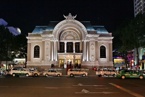Le Théâtre municipal de Hô Chi Minh-Ville, l’un des ouvrages les plus emblématiques de la ville